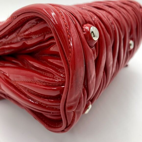 Auth Miu Miu Red Matelasse Enamel Leather 2way Madras Top Handle Handbag - Picture 8 of 16